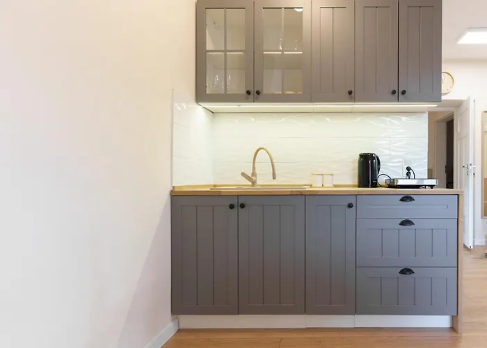 Slone 103 クドヴァ・ズドゥルイ